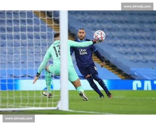 锋线双子星：弗兰与阿圭罗的互补之道