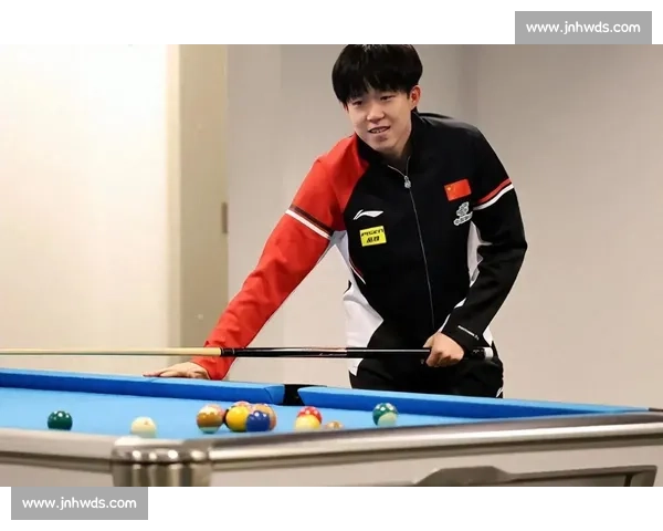 王楚钦追星天花板！奥沙利文亲签球杆 + 手写寄语，跨项目双向奔赴引热议